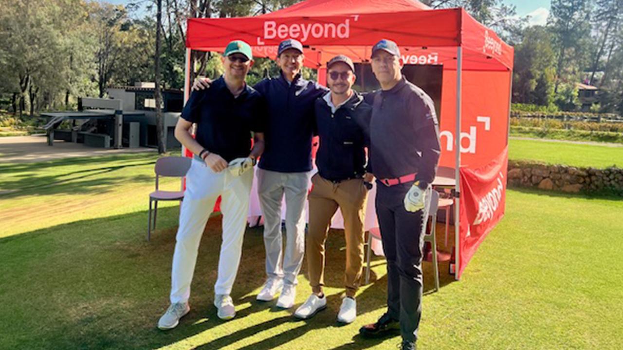 FKpxTHonf1D2CZ2qch5W8ksRw-beeyond-presente-en-el-torneo-de-golf-merca-01.jpg